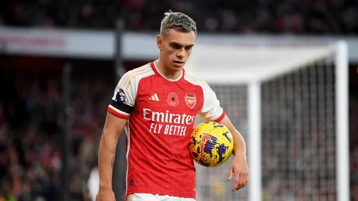 Arteta ca ngợi Trossard sau chiến thắng quan trọng trước Burnley