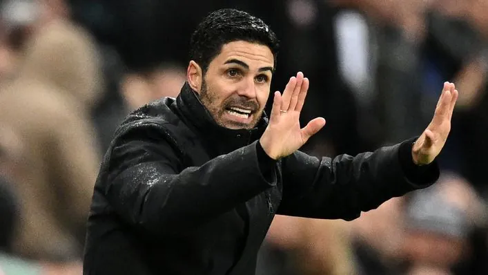 Arteta bức xúc về bàn thắng gây tranh cãi của Newcastle trước Arsenal