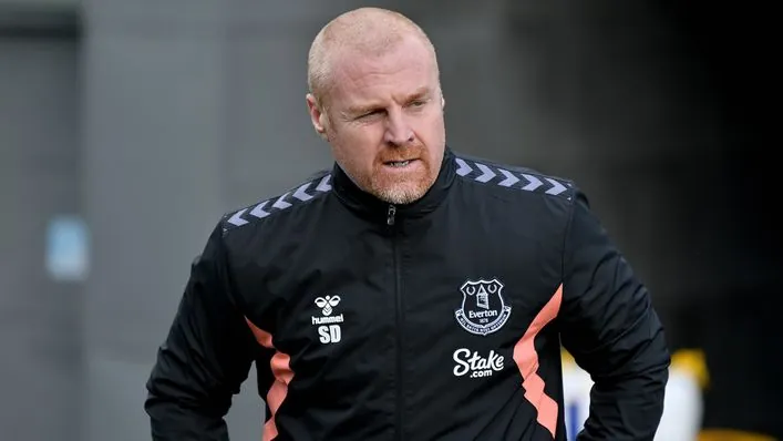 Everton Bị Trừ 10 Điểm: Cú Sốc Với Toffees
