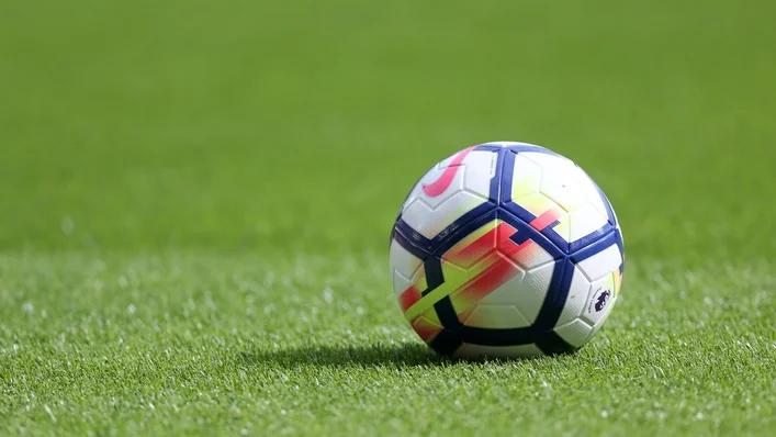 Oldham Tỏa Sáng Với Chiến Thắng 4-0 Trước Halifax Tại Play-off Quốc Gia