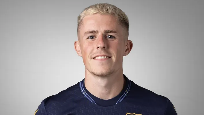 Luke McCowan tỏa sáng giúp Dundee thắng Livingston 1-0
