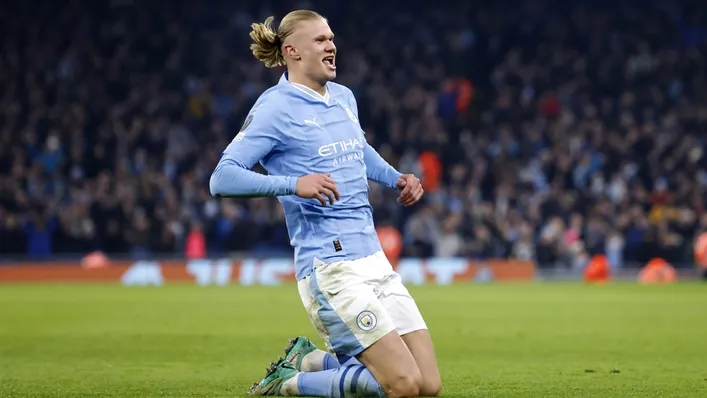 Haaland tỏa sáng đưa Manchester City vào vòng 16 đội Champions League