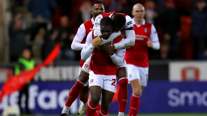 Rotherham hồi sinh ngoạn mục trong những phút bù giờ, cầm hòa Ipswich 2-2