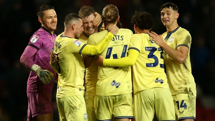 Liam Lindsay tỏa sáng phút 90, Preston giành chiến thắng kịch tính 2-1 trước Blackburn