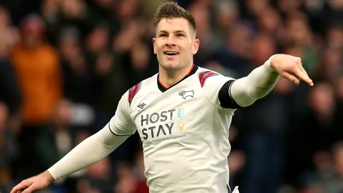 Barnsley Chấm Dứt Chuỗi Bất Bại Trên Sân Khách Trước Derby