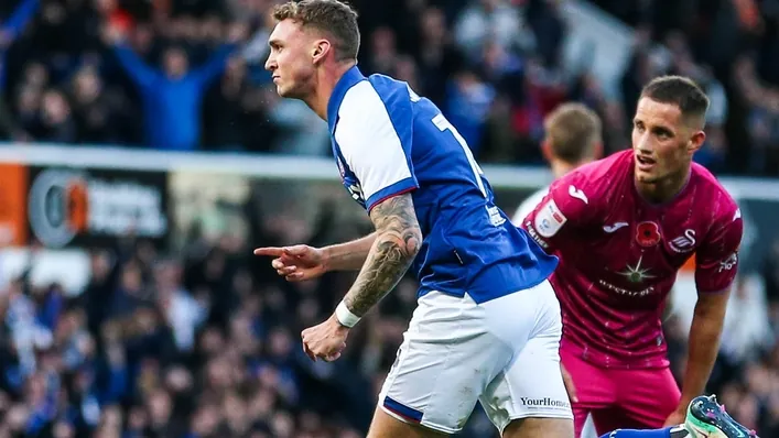 Ipswich Lội Ngược Dòng Đánh Bại Swansea 3-2, Cân Bằng Điểm Với Leicester