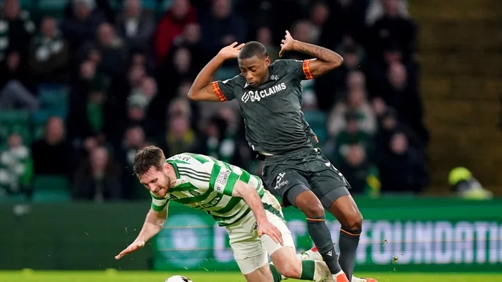Tawanda Maswanhise tỏa sáng giúp Motherwell giành chiến thắng kịch tính trước Dundee