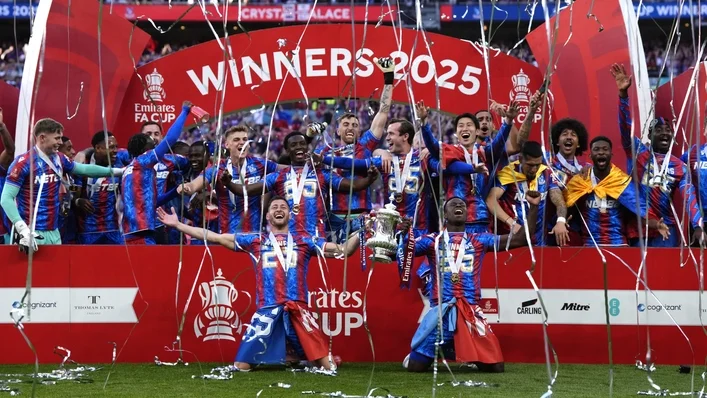 Eberechi Eze giúp Crystal Palace làm nên lịch sử với FA Cup đầu tiên