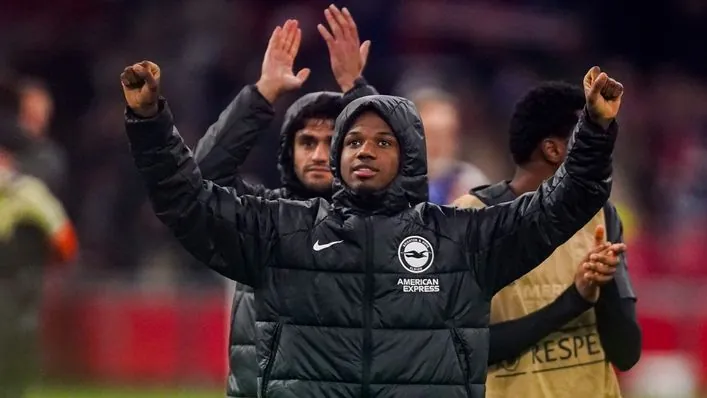 De Zerbi Khuyến Khích Ansu Fati Nâng Cao Trình Độ Sau Chiến Thắng 2-0 Trước Ajax