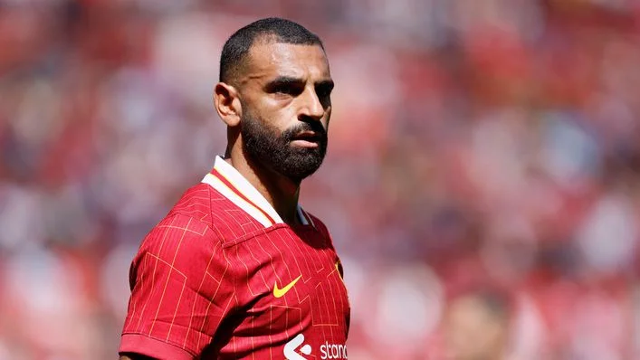 Liverpool Chào Đón Crystal Palace: Một Cuộc Chiến Giữa Các Nhà Vô Địch và Những Người Mới Thắng Cúp