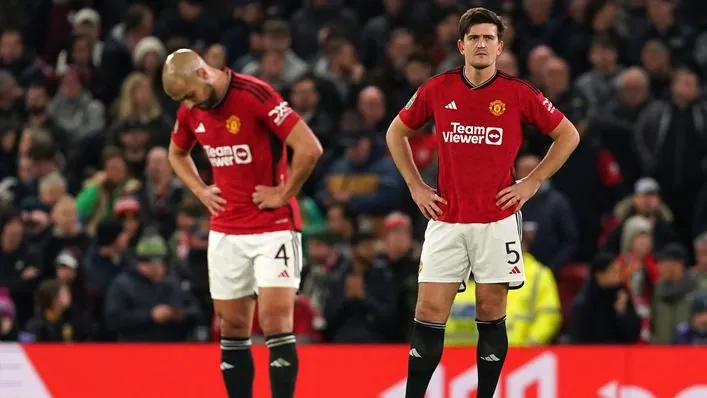 Nani kêu gọi tinh thần chiến đấu từ Manchester United giữa khủng hoảng