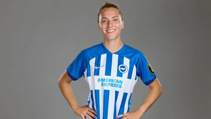 Brighton tìm lại sức mạnh với chiến thắng 1-0 trước Manchester City